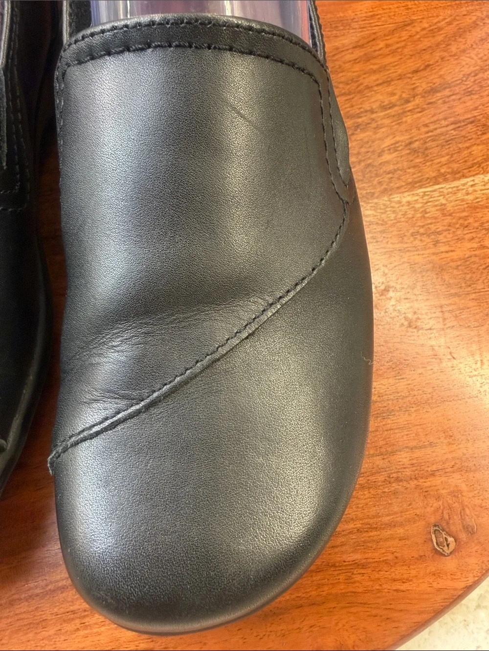 Air Supply Plus  Poppy Black Women's Leather Slip-On Shoes